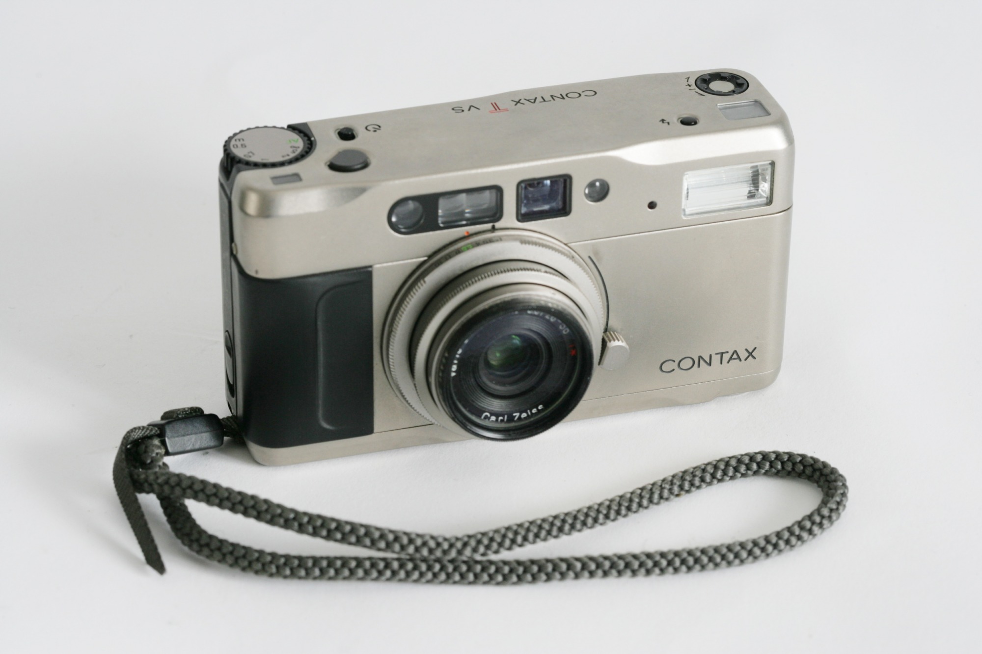 Contax TVS zoom to 55mm. £25 per day